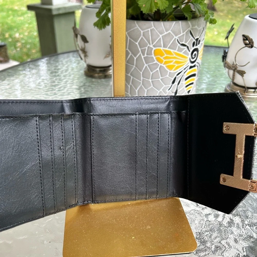 ☀️H by Halston Black and Gray Patterned bi-fold Wallet
